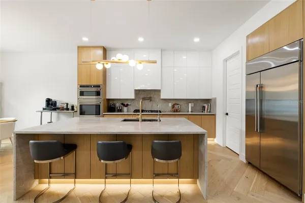 $9,000 | 910 West W Street, Tampa, FL 33602