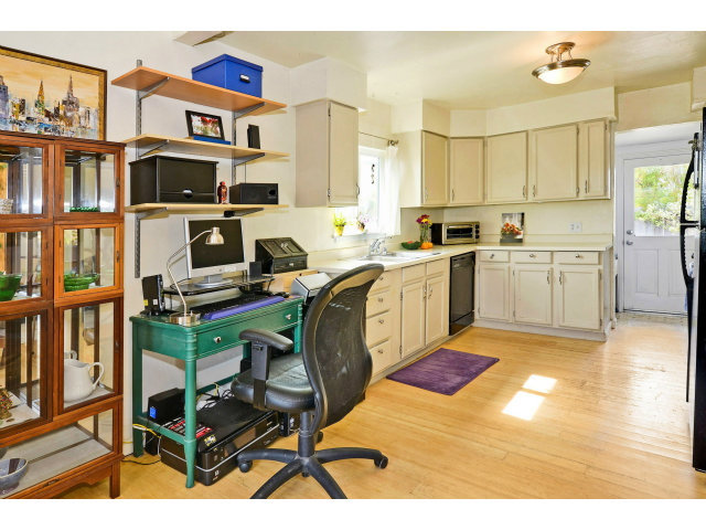 2315 South Rodeo Gulch Road Santa Cruz, CA 95062 - Photo 5 of 12 Gallery Image 5