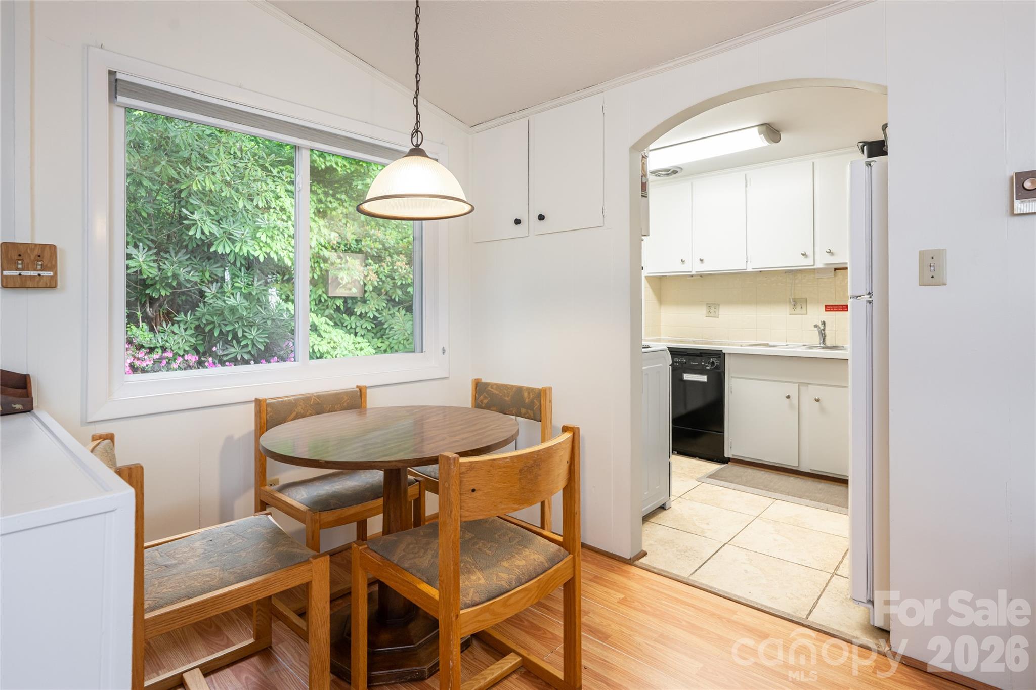 8 North Delano Road Asheville, NC 28805 - Photo 12 of 35 Gallery Image 12