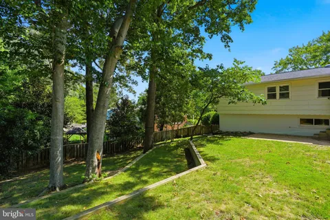 $824,900 | 8410 Bound Brook Lane, Alexandria, VA 22309