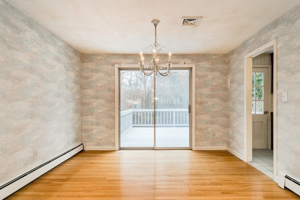 9 Barrett Road Lexington, MA 02421 - Photo 7 of 17