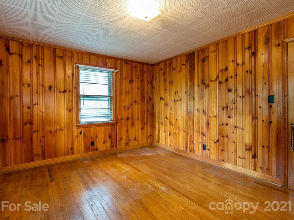 21 Bennett Road Candler, NC 28715 - Photo 22 of 36 Gallery Image 22
