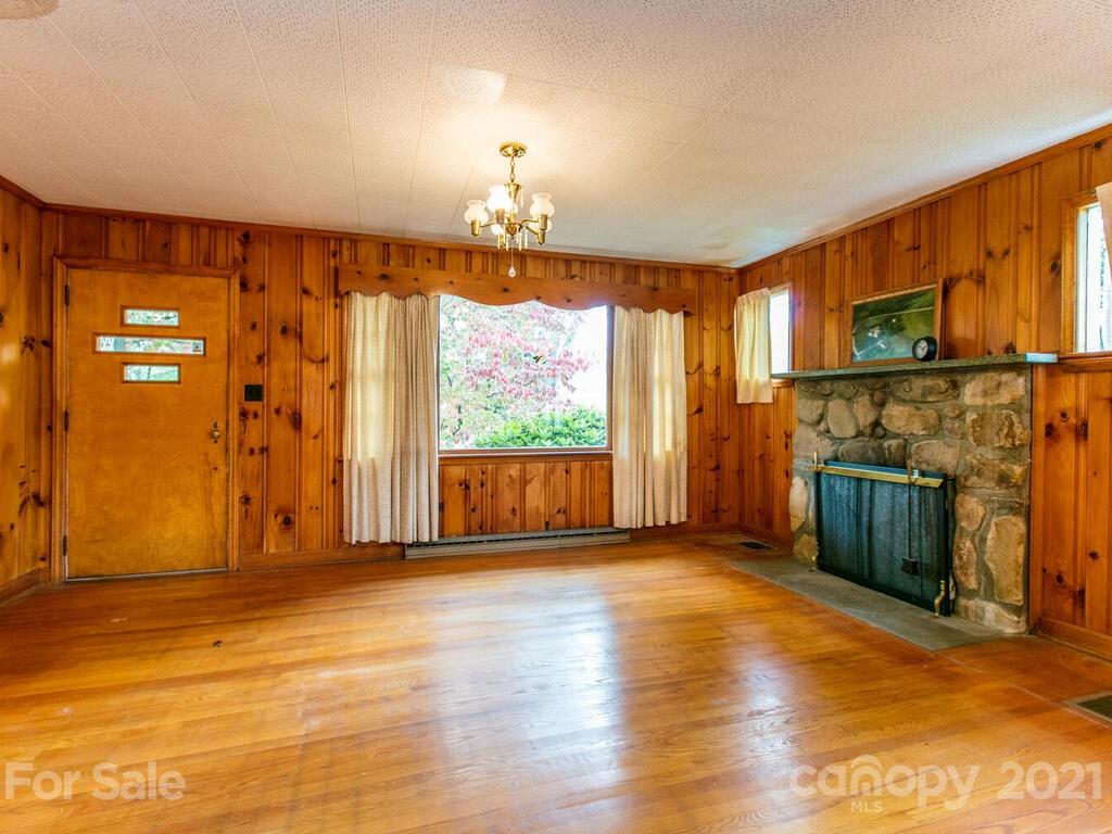 21 Bennett Road Candler, NC 28715 - Photo 8 of 36 Gallery Image 8