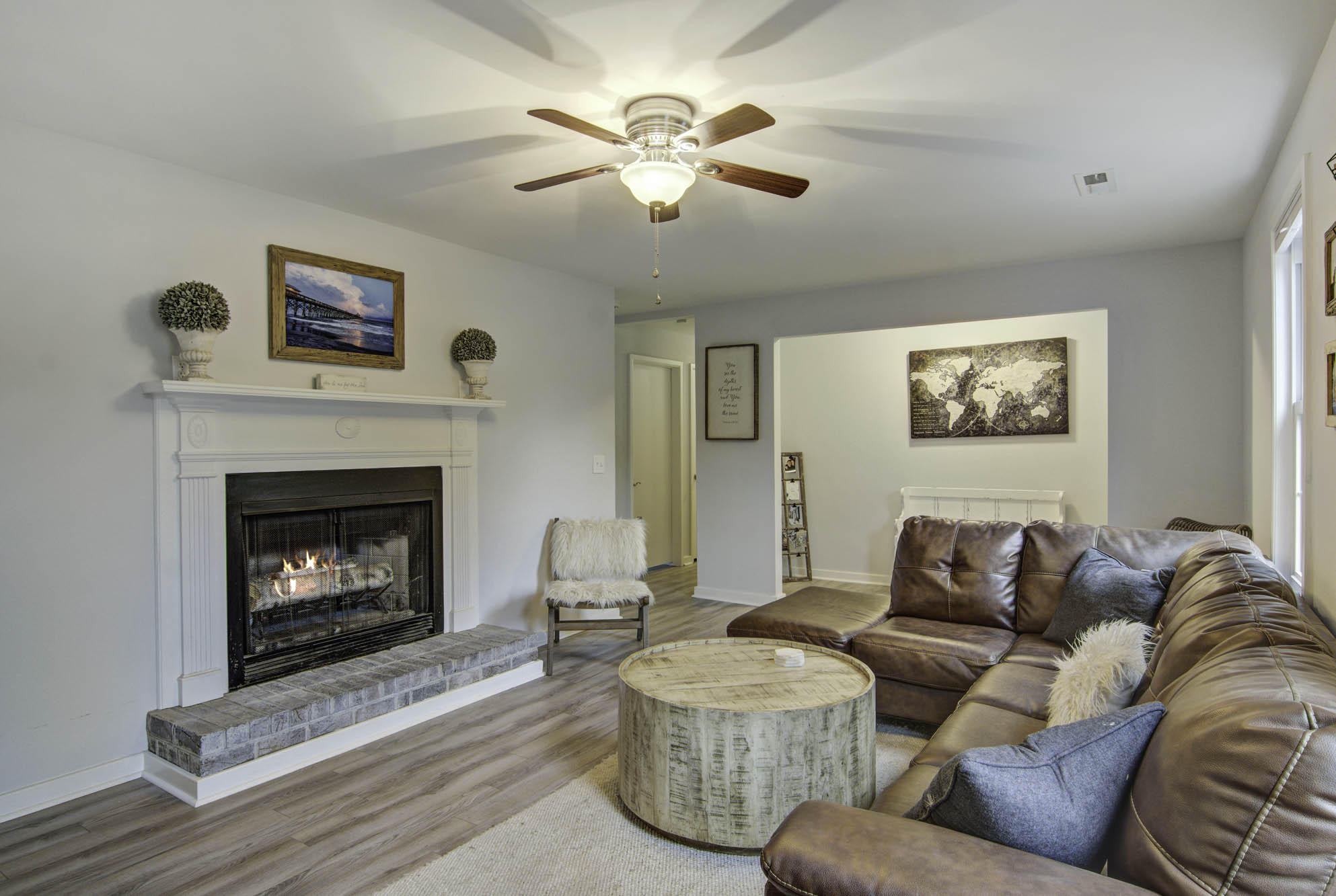 824 Harbor View Road Charleston, SC 29412 - Photo 11 of 28 Fireplace