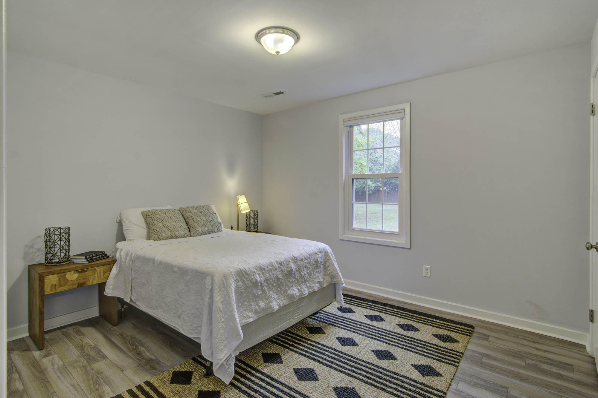 824 Harbor View Road Charleston, SC 29412 - Photo 19 of 28 Bedroom 2