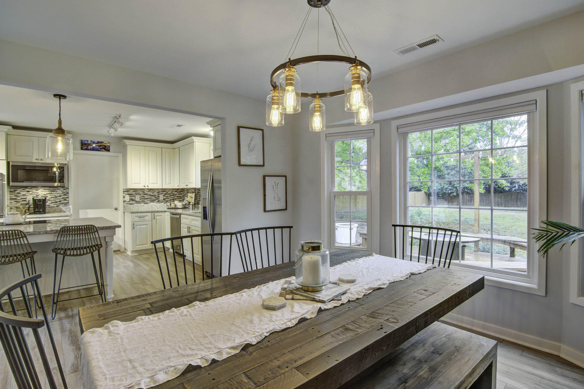 824 Harbor View Road Charleston, SC 29412 - Photo 9 of 28 Breakfast