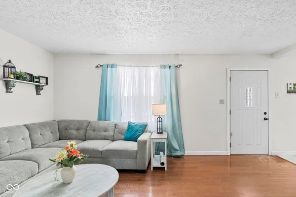 $230,000 | 850 East County Road 55, North Vernon, IN 47265