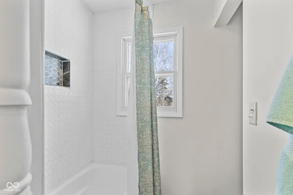 $230,000 | 850 East County Road 55, North Vernon, IN 47265