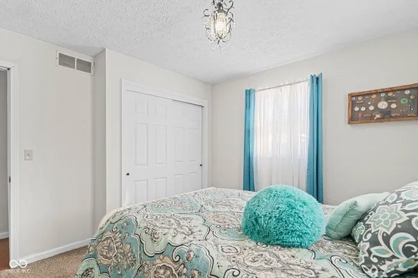 $230,000 | 850 East County Road 55, North Vernon, IN 47265