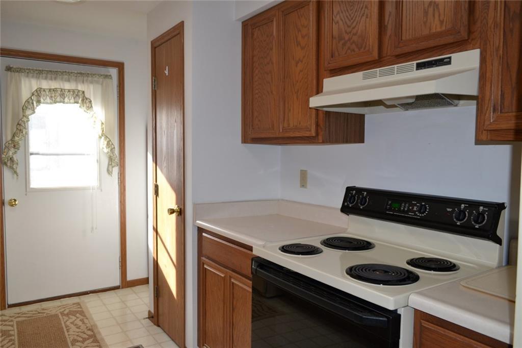 1511 Student Springfield, OH 45503 - Photo 7 of 22