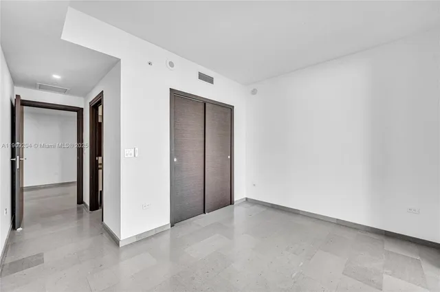 $1,595,000 | 88 Southwest 7th Street, Unit 806, Miami, FL 33130