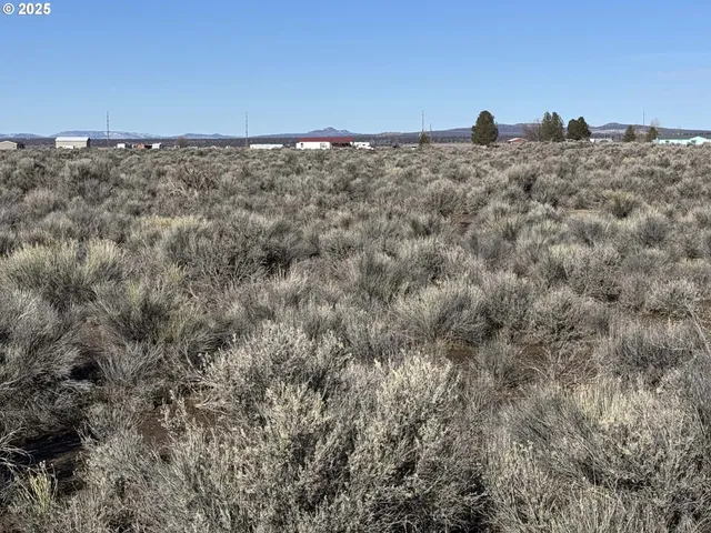 a view of a large building