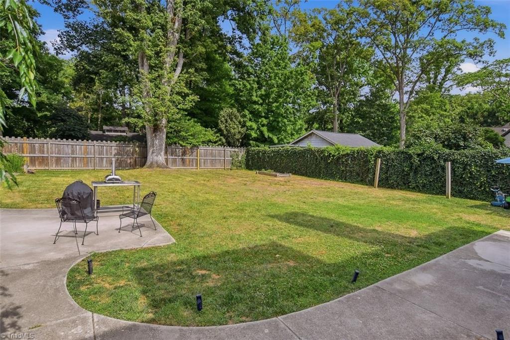 419 Stratford Road Northwest Winston-Salem, NC 27104 - Photo 36 of 37