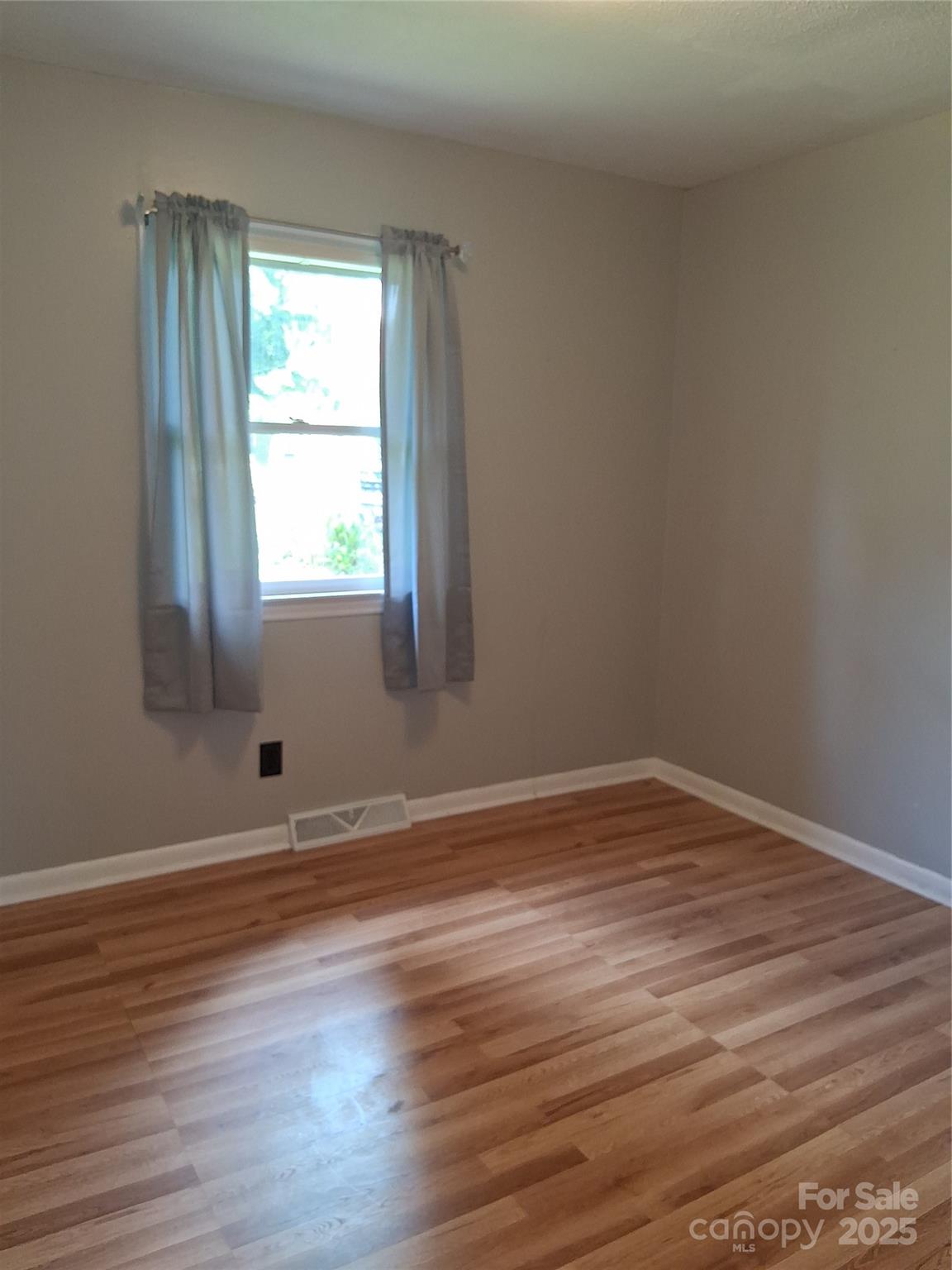 2441 Country Club Road Lincolnton, NC 28092 - Photo 6 of 16 Gallery Image 6