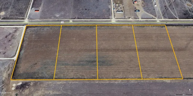 a view of a bathroom