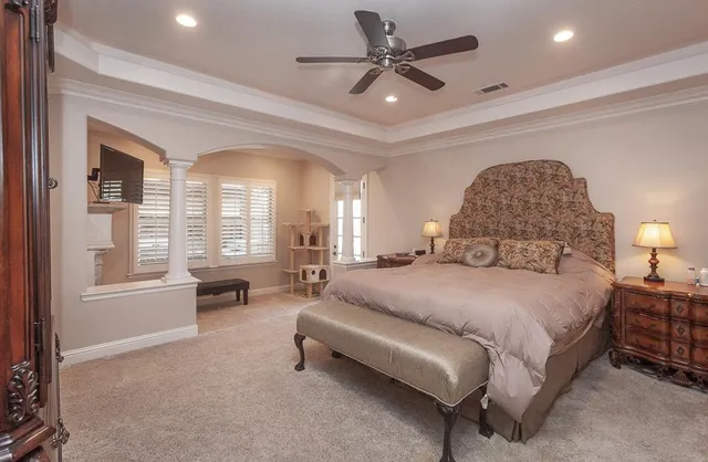 a bathroom with 2 sink and a mirror