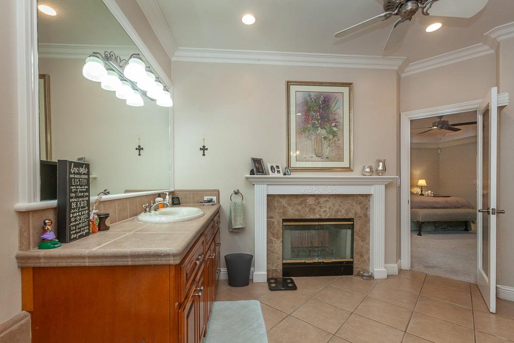 1111 Brighton Way Lodi, CA 95242 - Photo 42 of 87