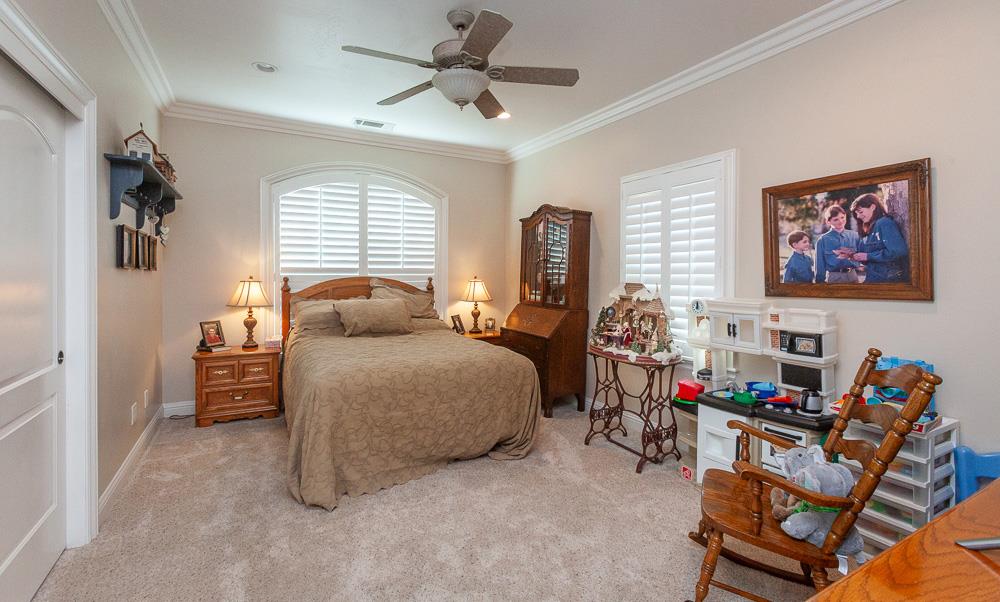 1111 Brighton Way Lodi, CA 95242 - Photo 45 of 87 a bedroom with furniture and a bed