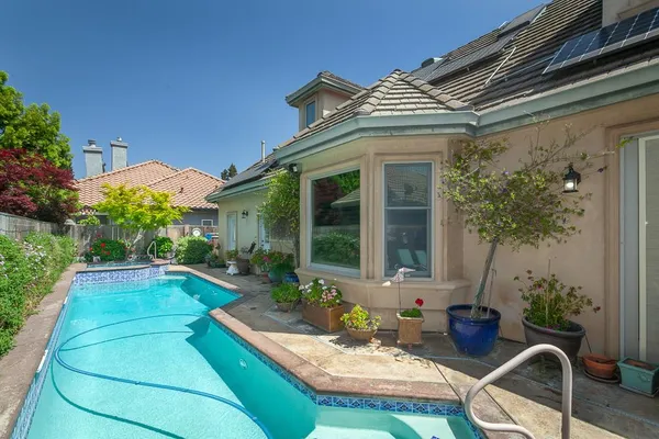 $950,000 | 1111 Brighton Way, Lodi, CA 95242
