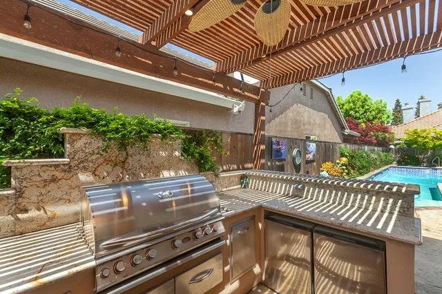 $995,000 | 1111 Brighton Way, Lodi, CA 95242