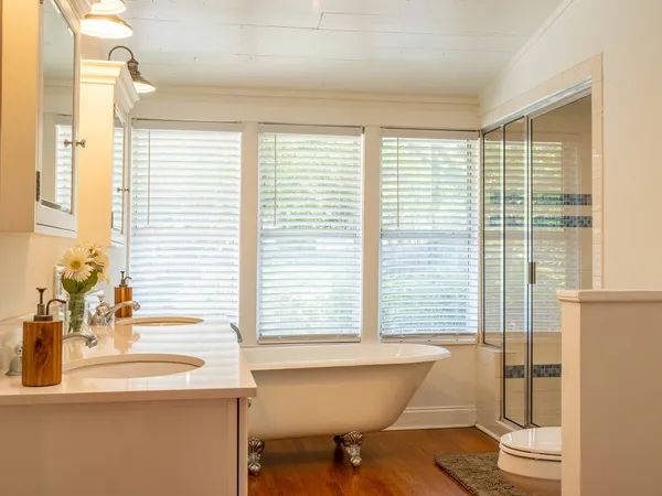 $6,300 | 32 Margranita Crescent, Austin, TX 78703