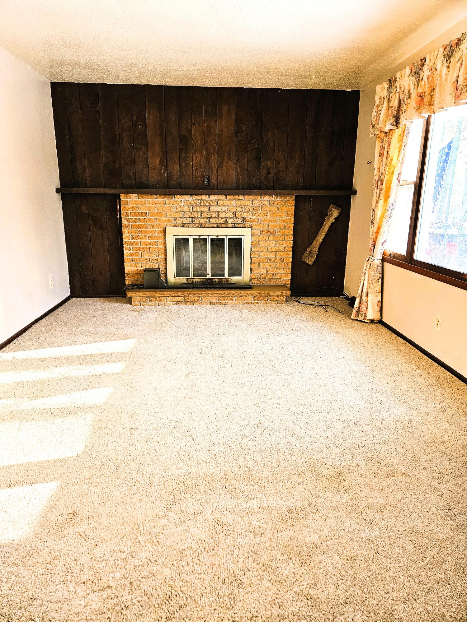 9178 Lamos Road Montague, MI 49437 - Photo 5 of 42 Living Room