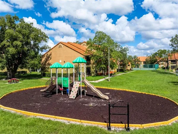$165,000 | 409 Fountainhead Circle, Unit 236, Kissimmee, FL 34741