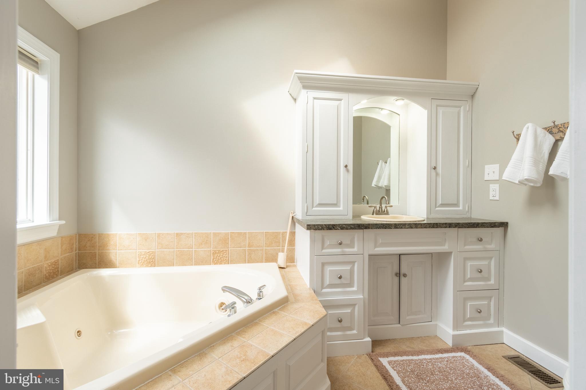 2774 Winding Road Quakertown, PA 18951 - Photo 20 of 94 Gallery Image 20