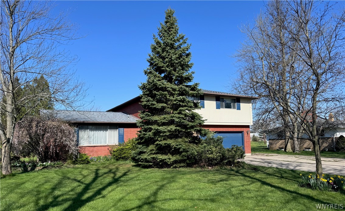95 West Maplemere Road Amherst, NY 14221 - Photo 1 of 1 Gallery Image 1