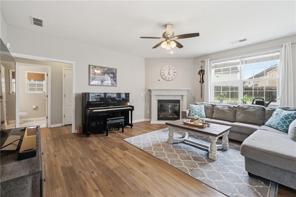 163 Diamond Ridge Avenue Canton, GA 30114 - Photo 11 of 35