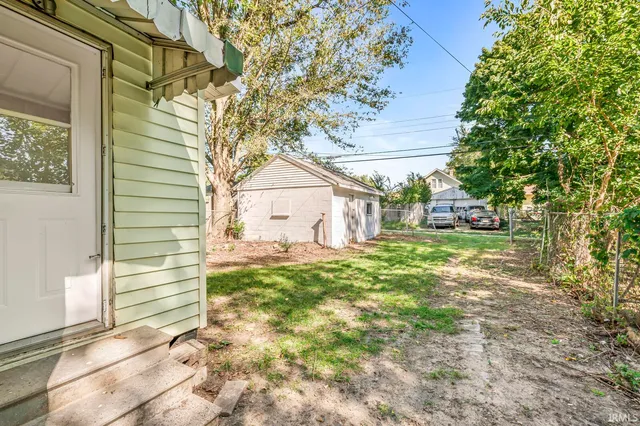 $147,900 | 734 South 33rd Street, South Bend, IN 46615