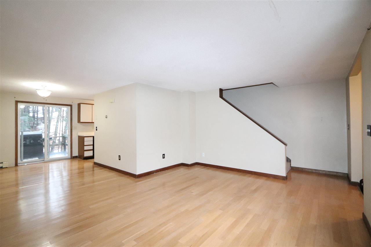 11 Cedarbrook Avenue, Unit B Rochester, NH 03867 - Photo 3 of 38