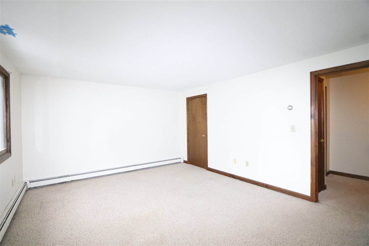 11 Cedarbrook Avenue, Unit B Rochester, NH 03867 - Photo 22 of 38