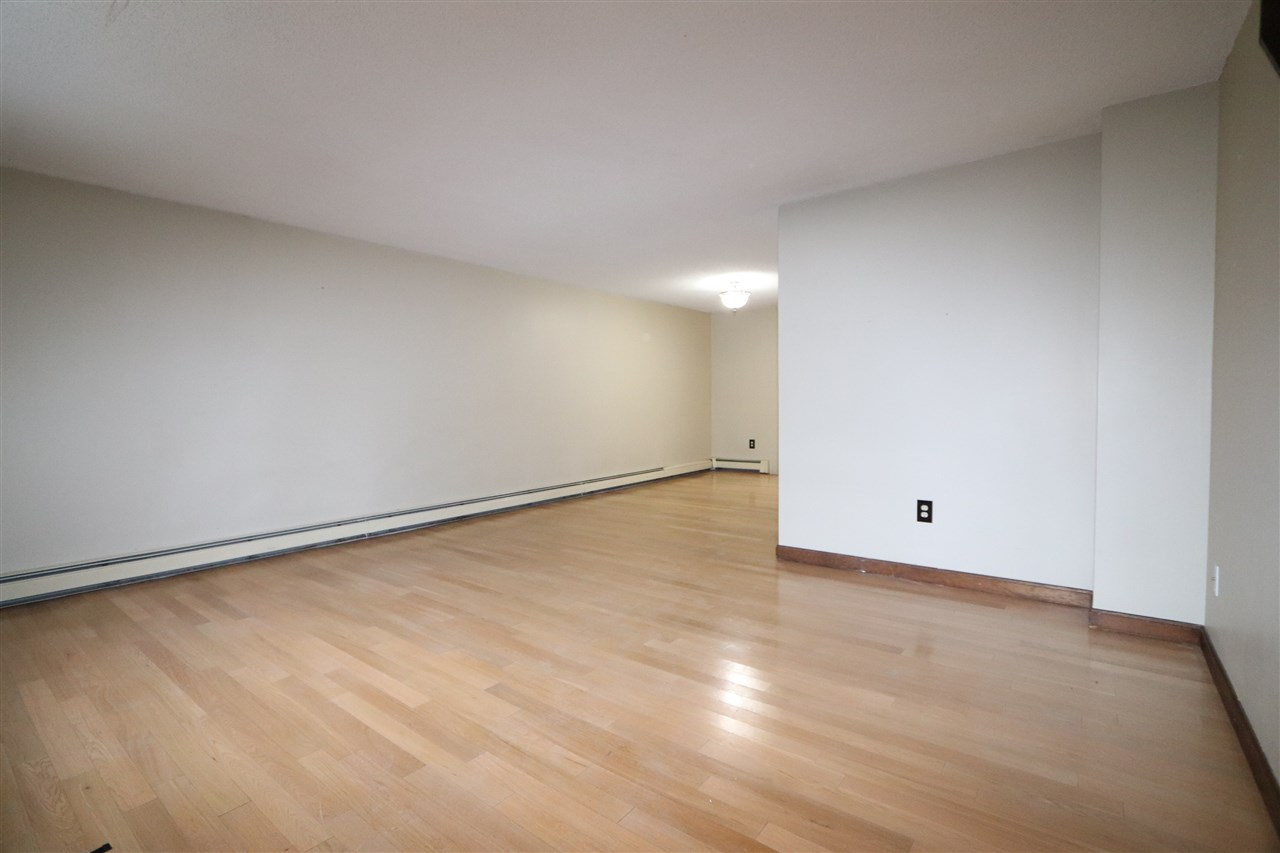 11 Cedarbrook Avenue, Unit B Rochester, NH 03867 - Photo 4 of 38
