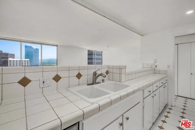 $789,000 | 2160 Century Hill, Unit 1911, Los Angeles, CA 90067