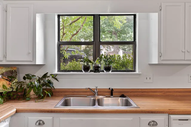 $292,500 | 5444 Pine Top Circle, Raleigh, NC 27612