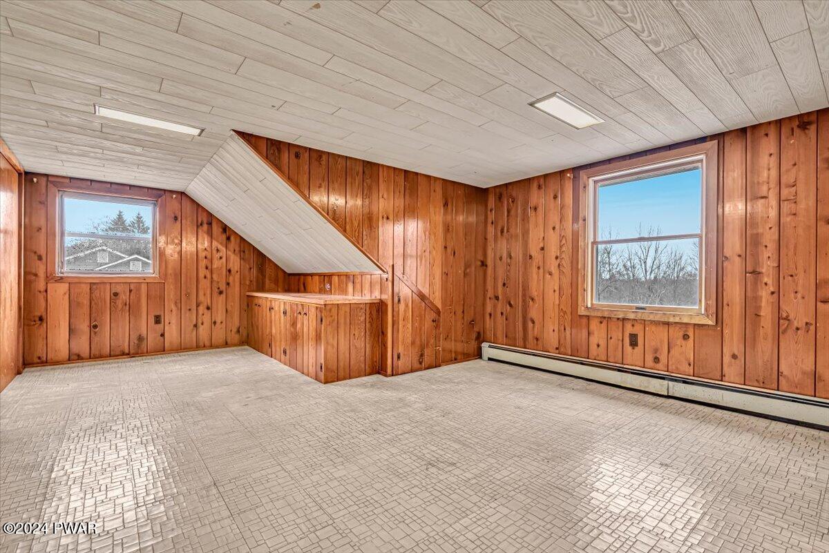 829 Long Ridge Road Hawley, PA 18428 - Photo 34 of 46 Gallery Image 34