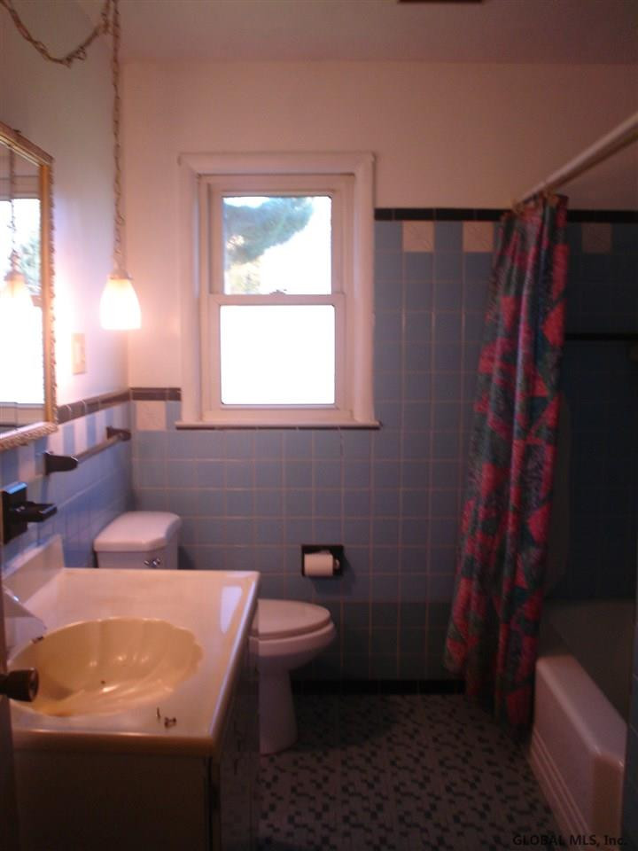 5 Lake Road Colonie, NY 12205 - Photo 13 of 16 Photo 13