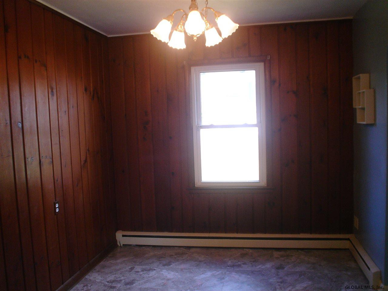 5 Lake Road Colonie, NY 12205 - Photo 4 of 16 Photo 4