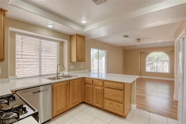 $3,000 | 5309 Yellow Sage Circle, Las Vegas, NV 89149