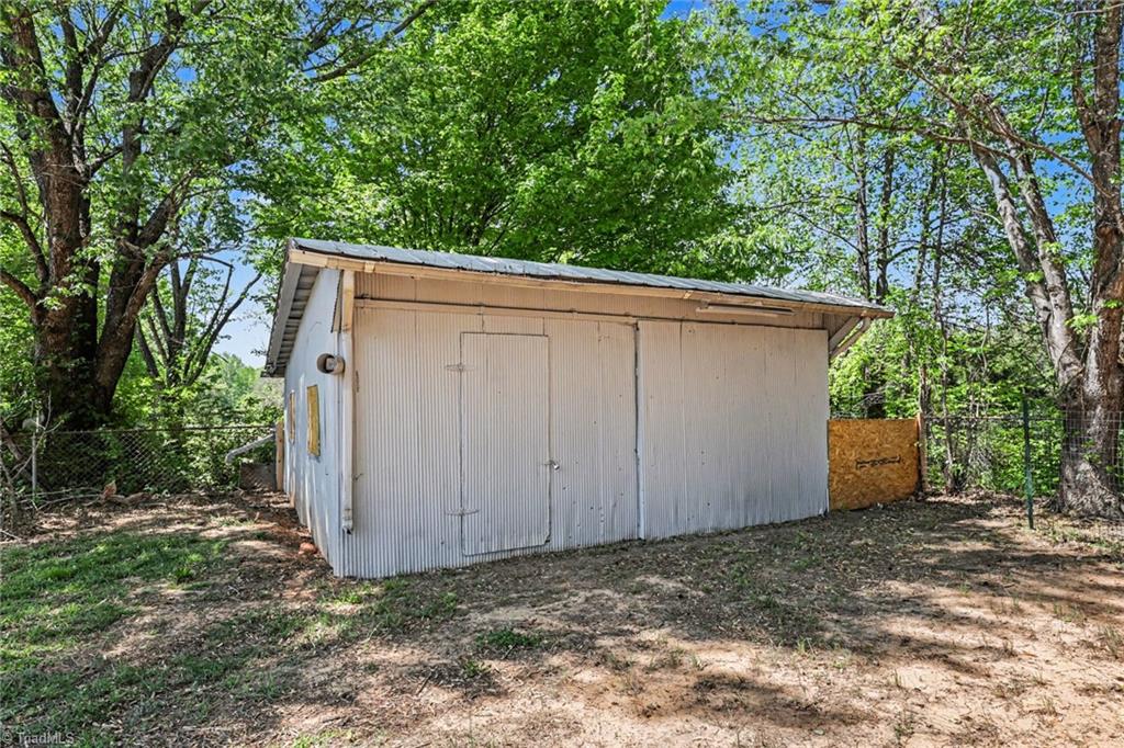2357 Arnold Road Lexington, NC 27295 - Photo 20 of 21 Gallery Image 20