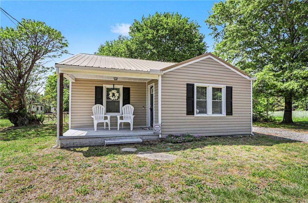 2357 Arnold Road Lexington, NC 27295 - Photo 2 of 21 Gallery Image 2