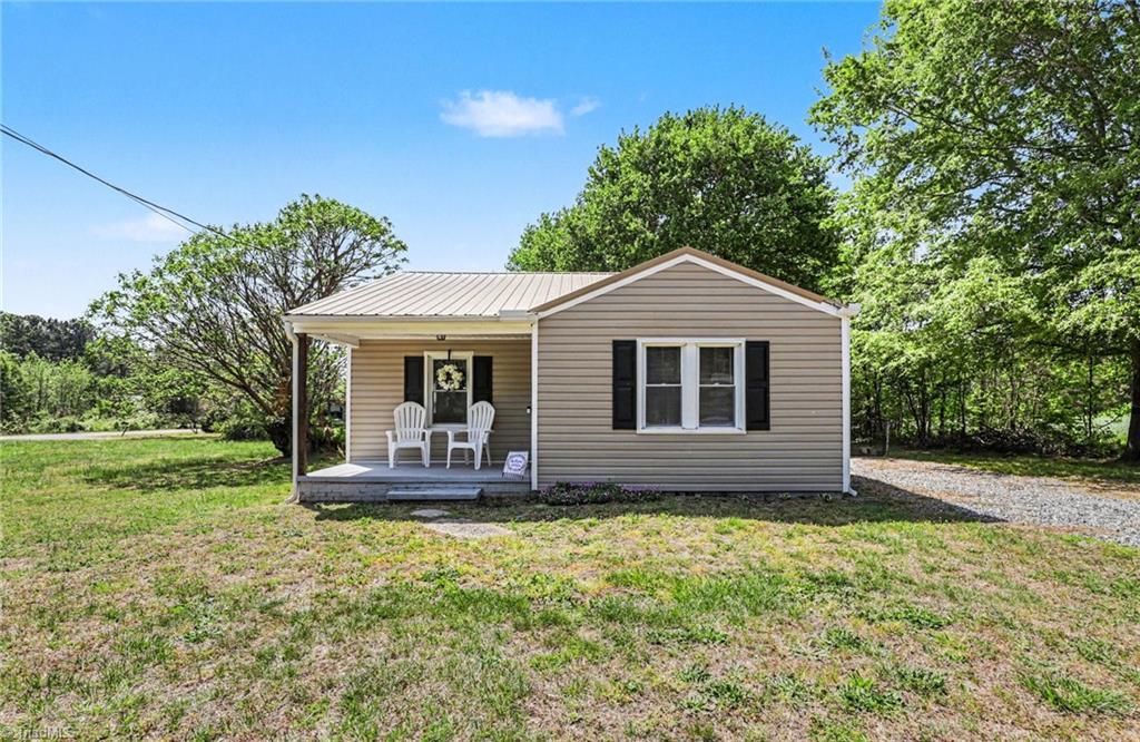 2357 Arnold Road Lexington, NC 27295 - Photo 5 of 21 Gallery Image 5
