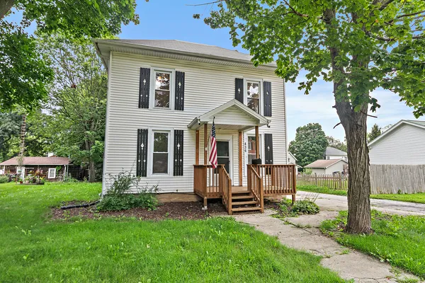 $235,000 | 436 West Washington Street, Marengo, IL 60152