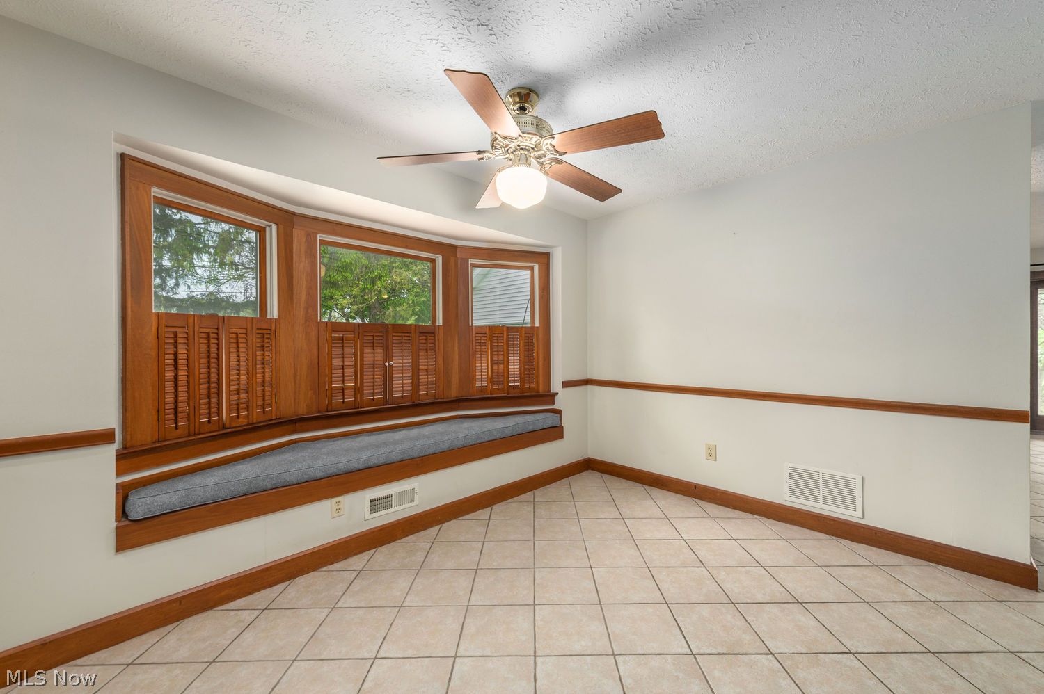 32530 Lake Road Avon Lake, OH 44012 - Photo 16 of 50