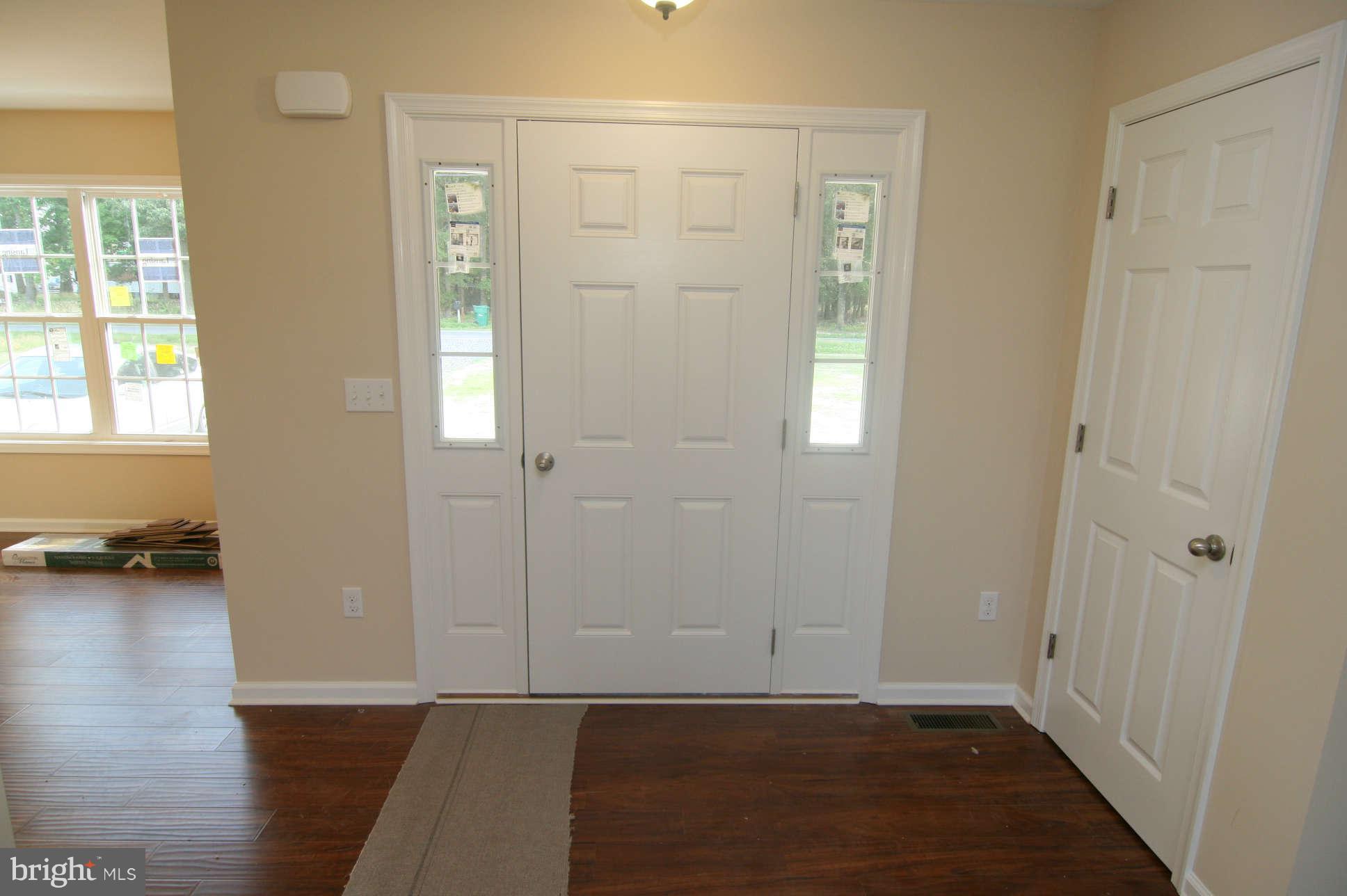 26544 Siloam Road Salisbury, MD 21801 - Photo 6 of 21 Living Room