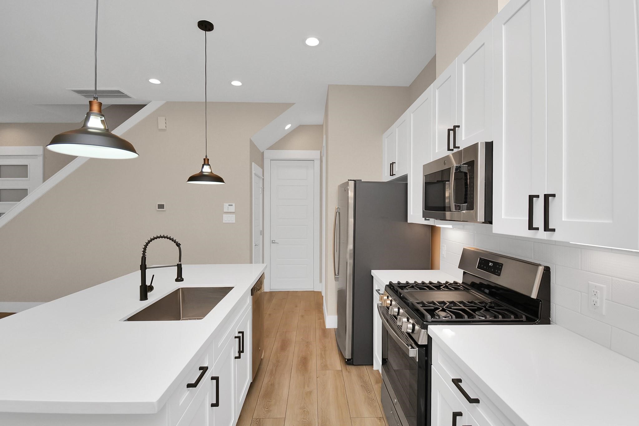 1235 West Tidwell Road Houston, TX 77091 - Photo 10 of 27
