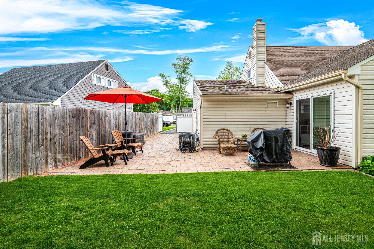 27 Sunrise Road Old Bridge, NJ 08857 - Photo 11 of 48 Gallery Image 11