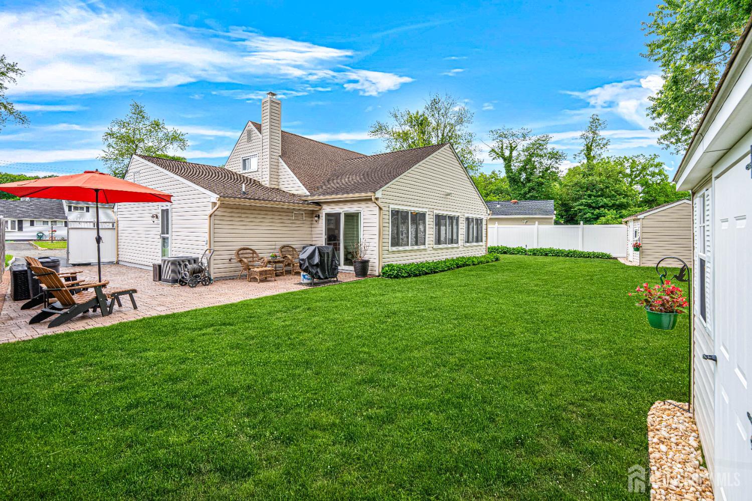 27 Sunrise Road Old Bridge, NJ 08857 - Photo 12 of 48 Gallery Image 12