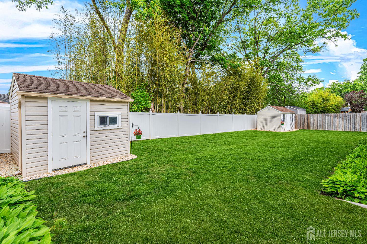 27 Sunrise Road Old Bridge, NJ 08857 - Photo 15 of 48 Gallery Image 15